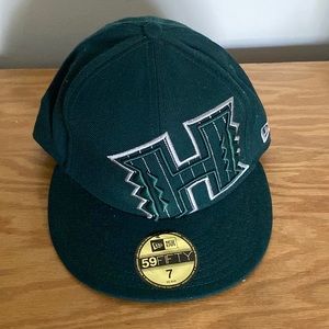 SOLD: New Era 59FIFTY University of Hawaii Fitted Baseball Cap